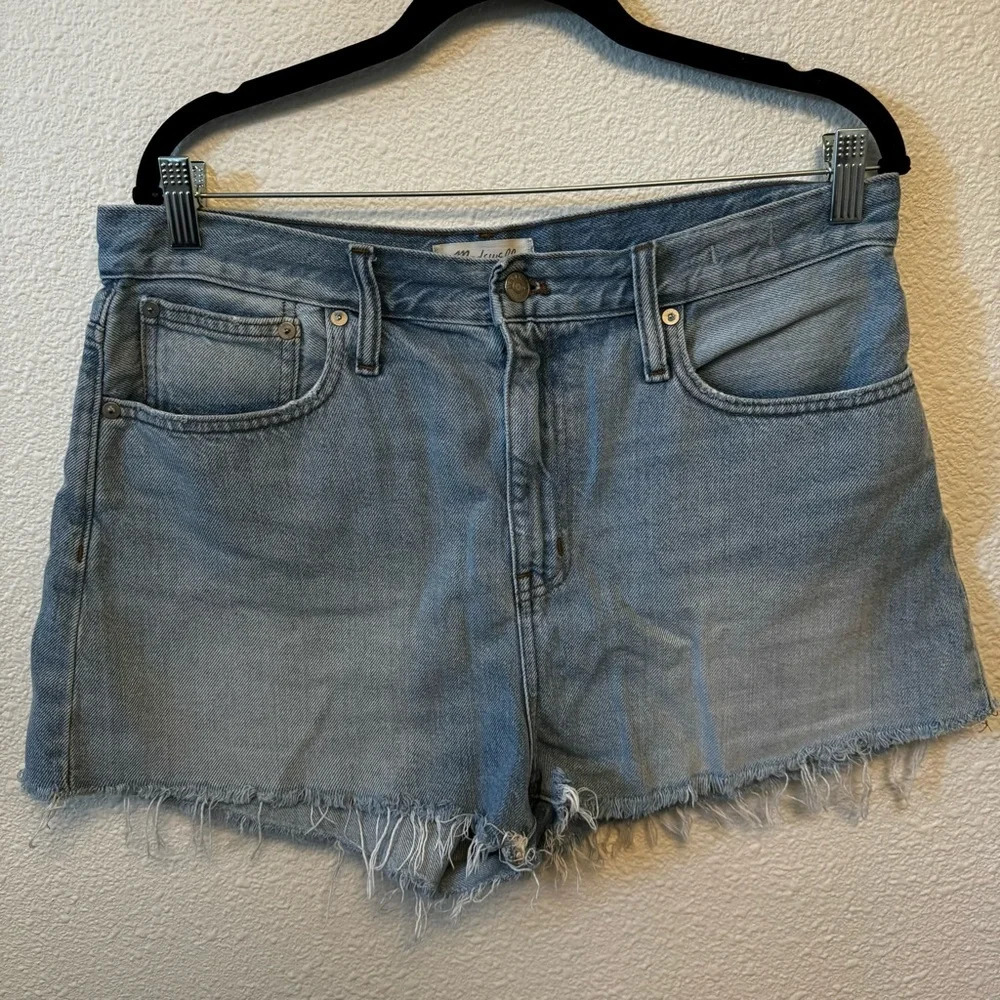 Madewell The Mom Jean Short - Picture 4 of 6